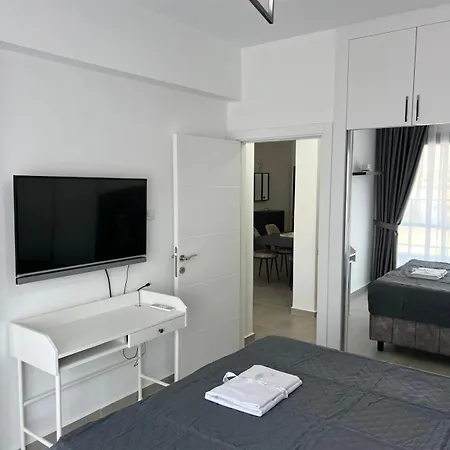 Caesar Didious Apartment