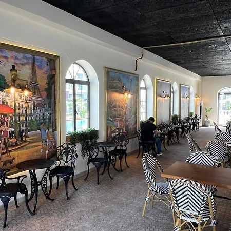 Caesar Didious شقة *